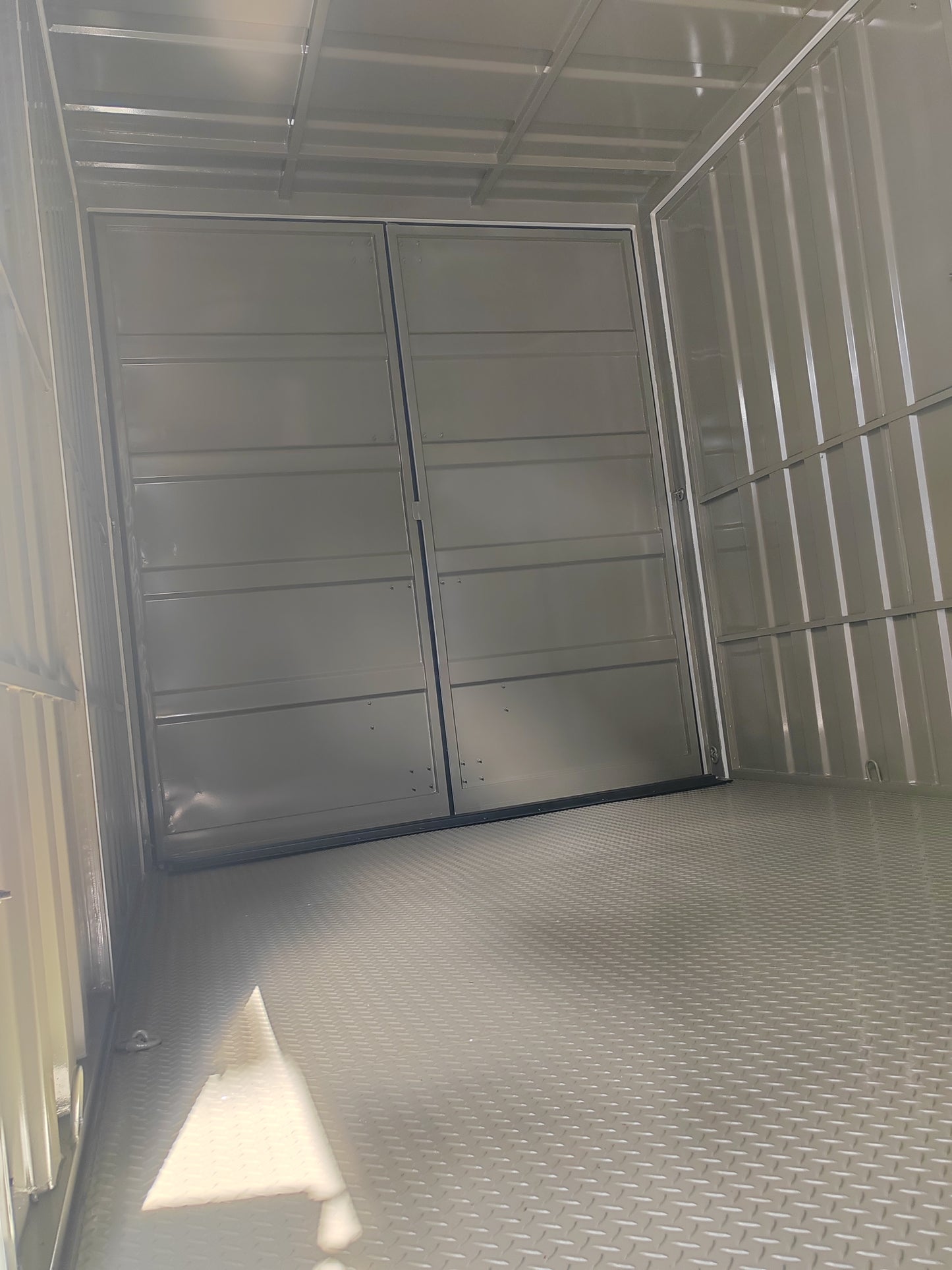 2026 HINO XZC730R 21ft Corrugated Box 10 Doors
