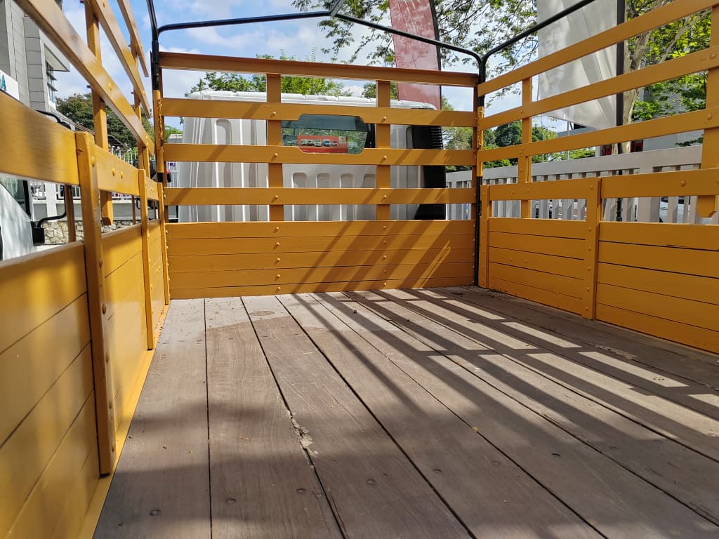 2015 FUSO FE71PB8SRDG1 10ft Wooden Cargo with Canvas