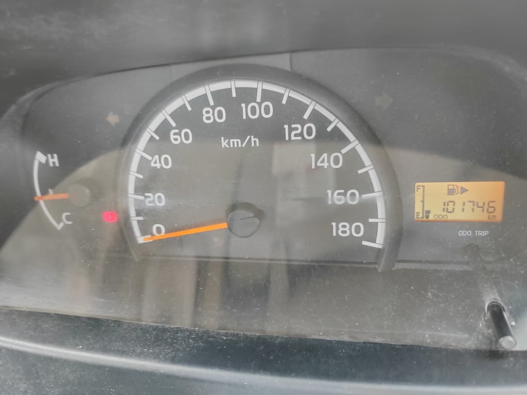 2010 HINO WU300R-HBMLS3 10FT ALUMINIUM BOX