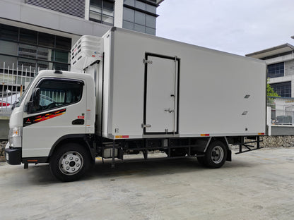 2026 Mitsubishi FUSO 17ft Refrigerated Box Standard Build | EZadlori MY