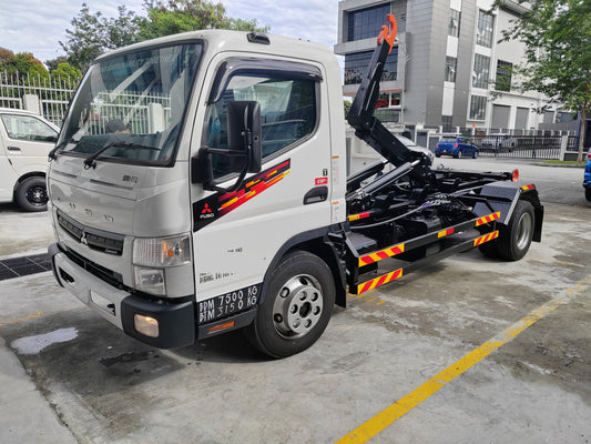 2026 lori FUSO 150GR4 14ft Armroll RORO RIPOH | EZadLori