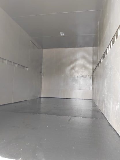 2009 HINO WU410R-HKMMS3 (BDM5000kg) Fiber Box 15ft