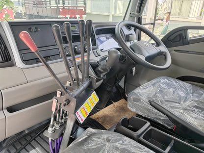 Roll On Roll Off (RORO)