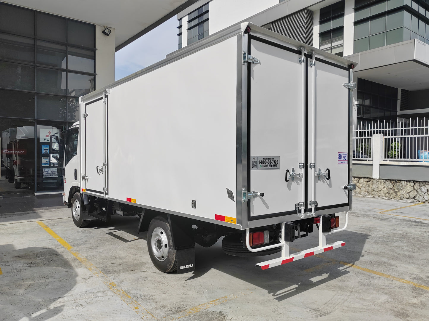 2025 ISUZU NLR Pro 14.5ft Fiber Box Standard Build