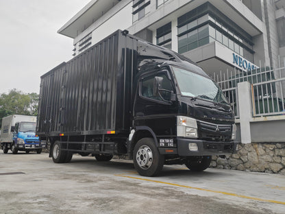 2025 Mitsubishi FUSO 19ft Corrugated / Container Box Bonded Black Painted