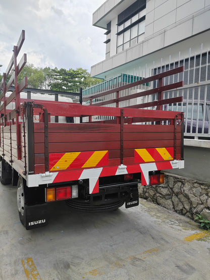 2025 ISUZU NLR Pro 10ft Wooden Cargo