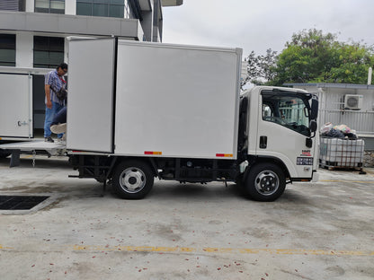 2025 ISUZU NMR125 10ft Refrigerated Box with 1 ton 4ft Tail-Lift