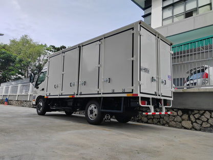 2025 HINO XZU600R 14.5ft Aluminium Box 4 Left Doors