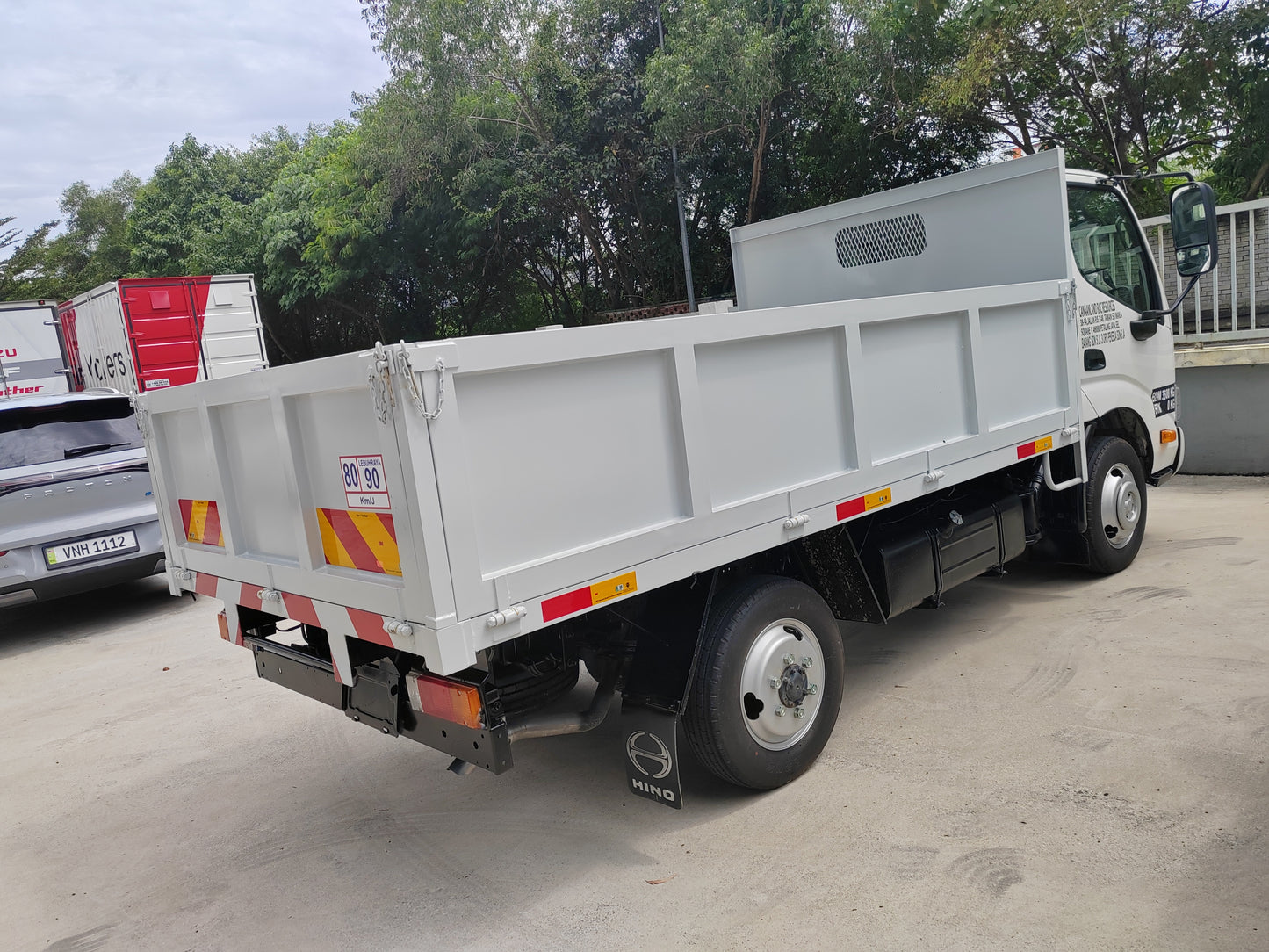 2025 HINO XZU600R 10ft Steel Cargo