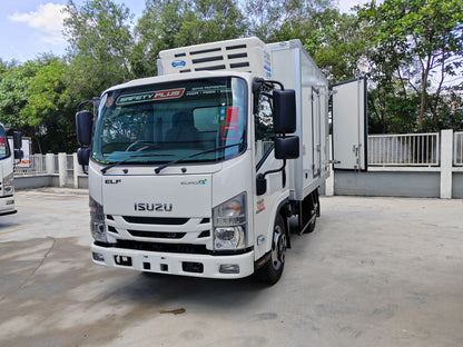 2025 ISUZU NMR125 10ft Refrigerator Box