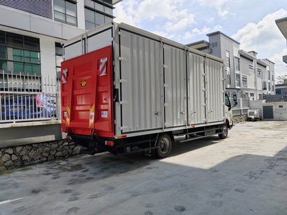 2026 HINO XZC730R 21ft Corrugated Box 10 Doors