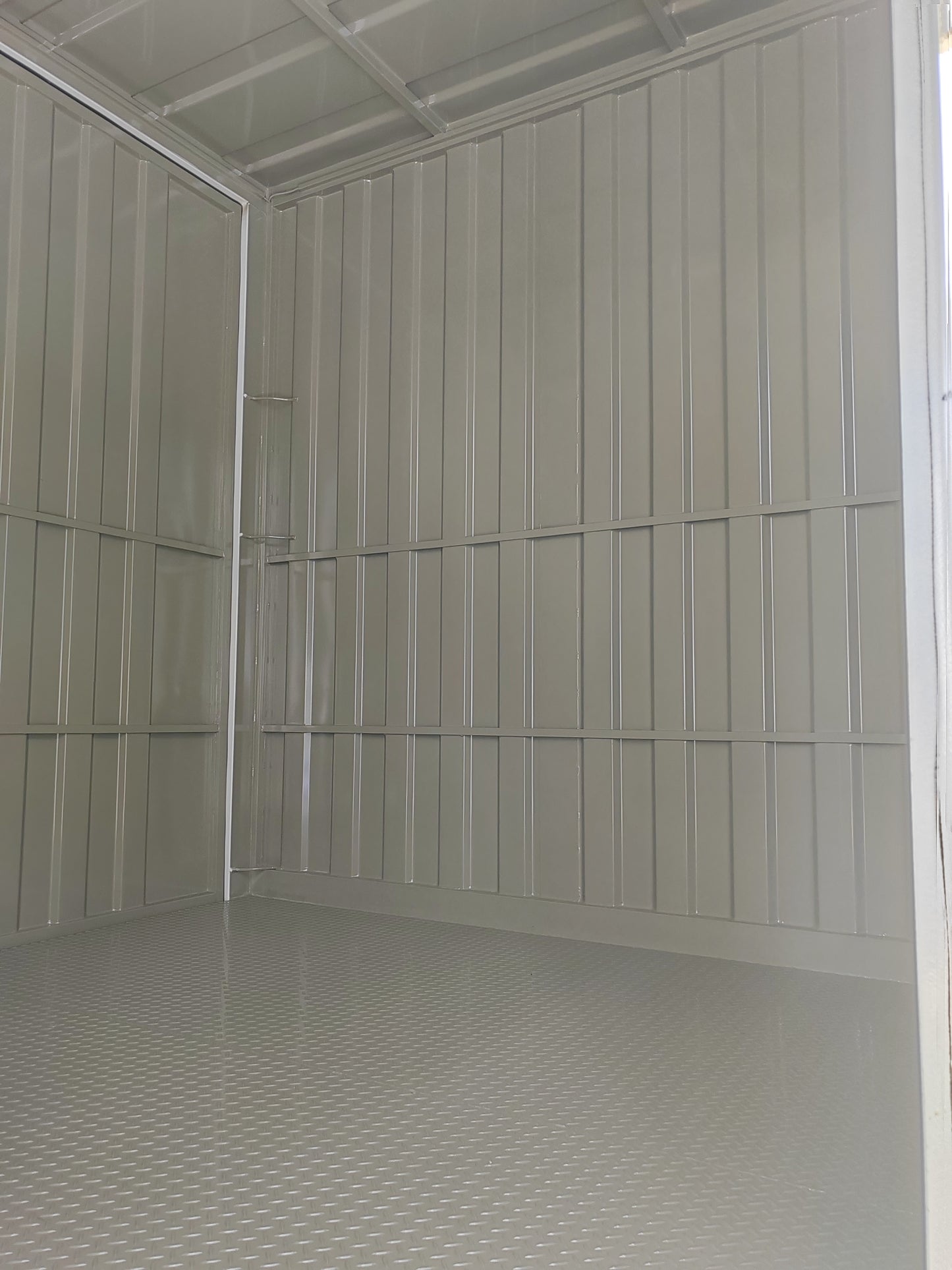 2026 HINO XZC730R 21ft Corrugated Box 10 Doors