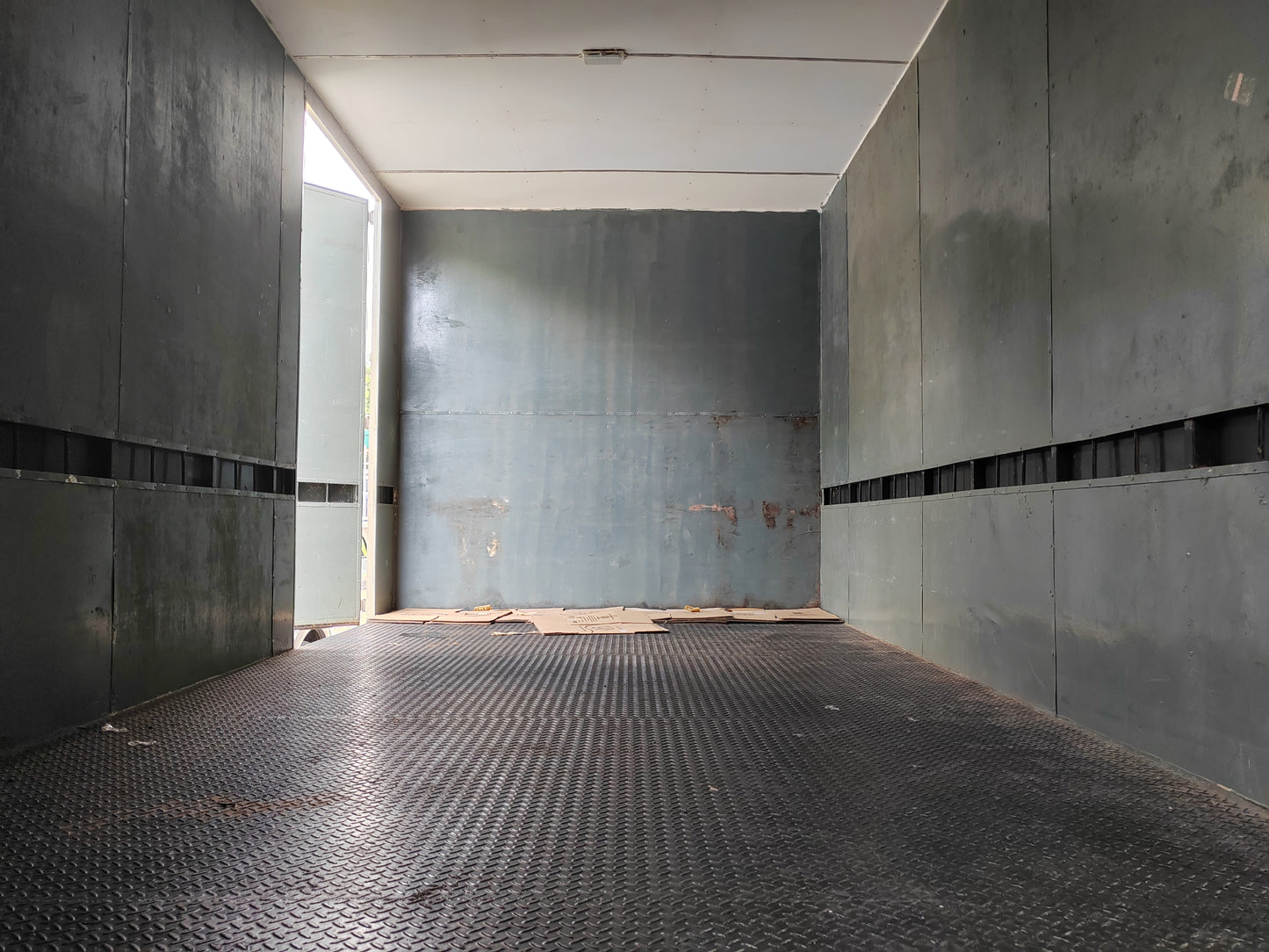 2023 Hino (BDM7500kg) Aluminium box 18ft