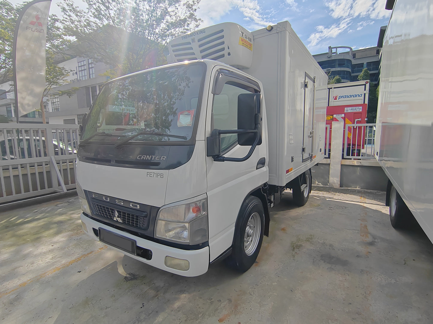 2016 MITSUBISHI FUSO FE71PB8SRDG1 Refrigerated Box 10ft