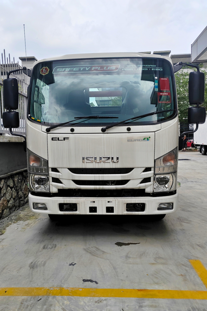 2025 ISUZU NLR Pro 10ft Wooden Cargo