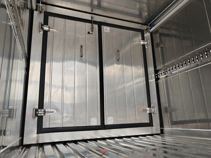 2025 ISUZU NMR125 14.5ft Refrigerated Box Van Stainless Steel Box with Movable Partition