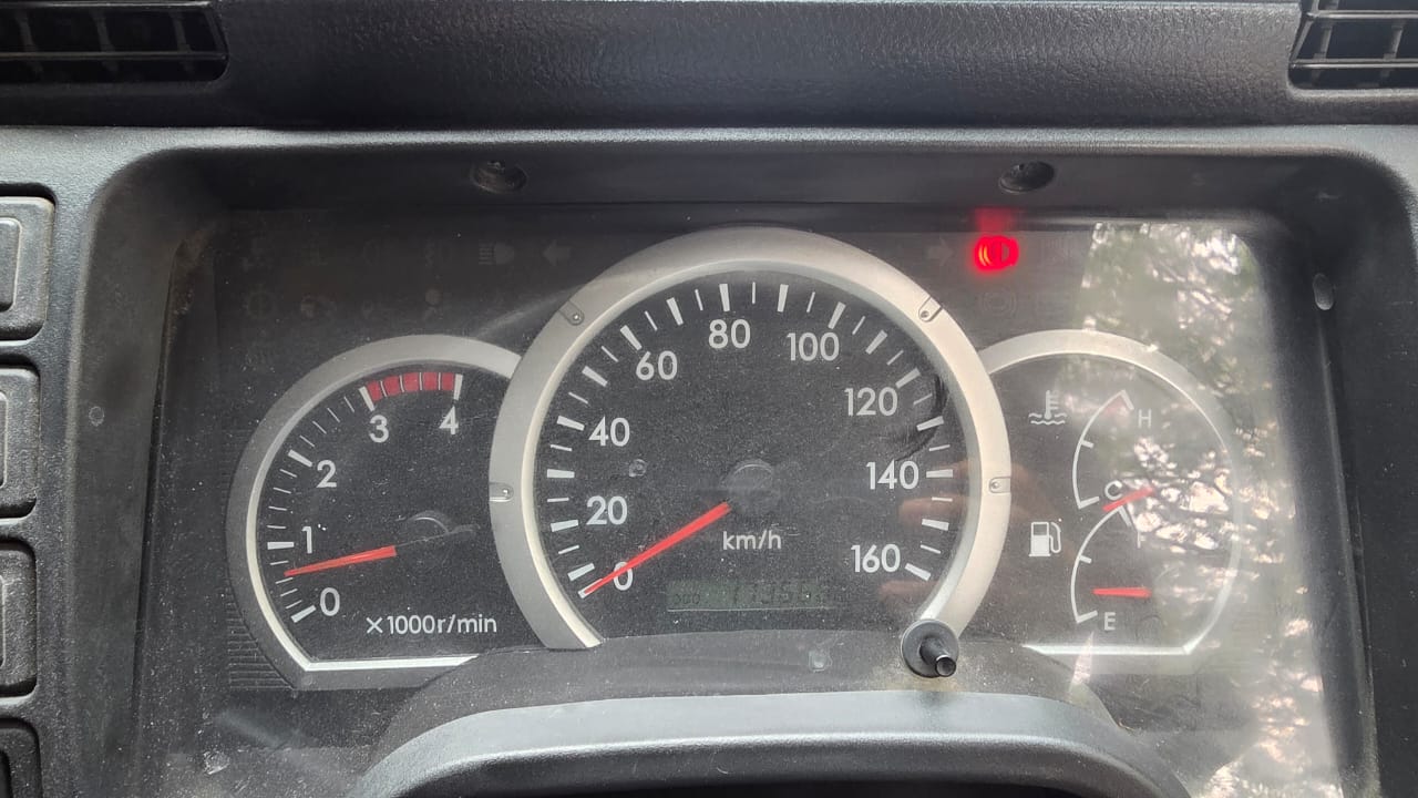 2017 MITSUBISHI FUSO FE83PG Wooden tipper 14.6ft (BDM5000kg)