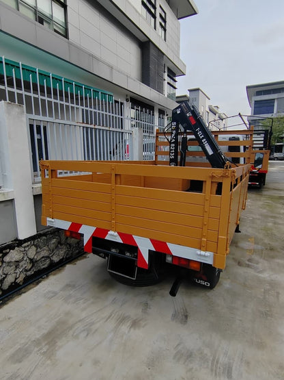2017 MITSUBISHI FUSO FE71PB8SRDG3 Wooden Body 10' 3" & Crane