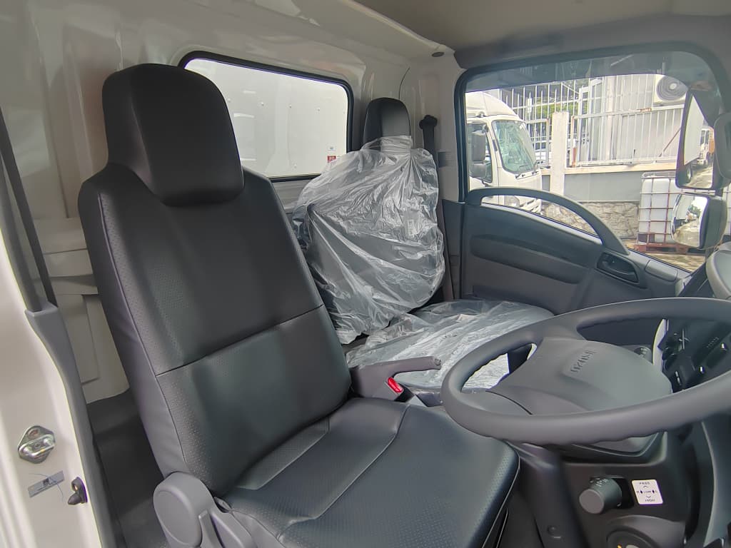 2026 ISUZU NLR PRO NLR77UEE 14.5ft Aluminium Box 4 Left Doors