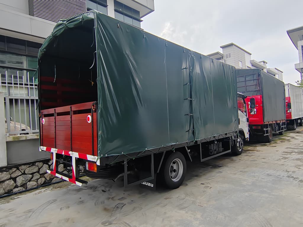 ISUZU NPR155 17ft Wooden Cargo with Canvas by EZadlori MY