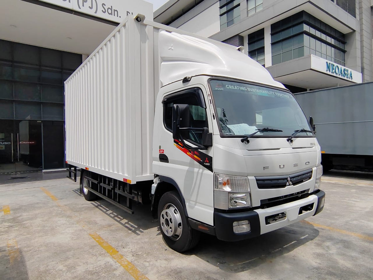 Mitsubishi-FUSO 150GR 17ft Corrugated Box with 6ft 1.5 Ton Tail-Lift by EZadlori MY